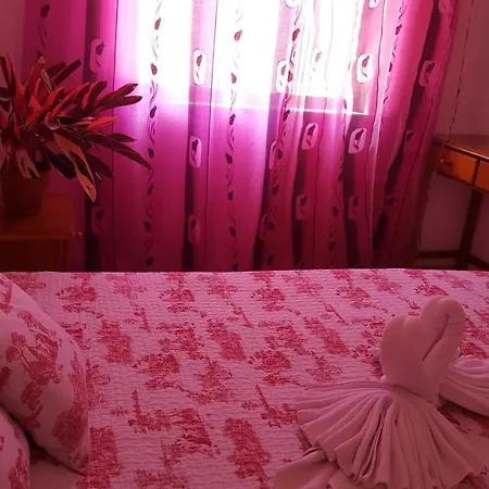 Santa Isabel Guest house