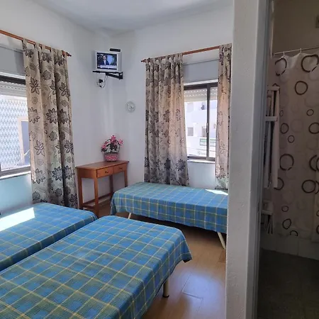 Santa Isabel Konukevi 3*