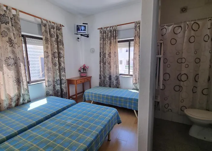 Santa Isabel בית הארחה 3*