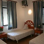 招待所 Santa Isabel 3*
