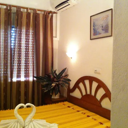 Vendégház Santa Isabel 3*